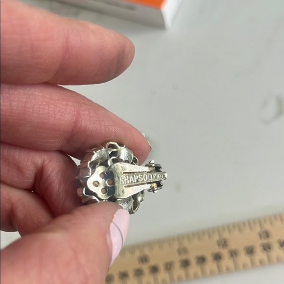 Rhapsody Green rhinestone Earrings - Picture 5 of 8